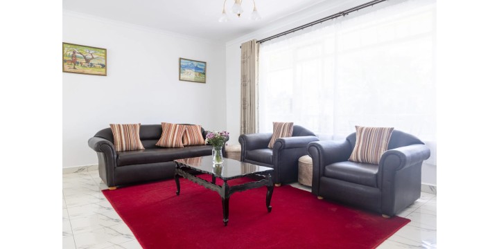 Three-bedroom apartment living room
